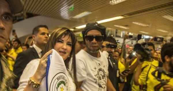 Diario HOY | Juez y la mujer que paraguayizó a Ronaldinho y ‘mandaba más que Abdo en Dinac’