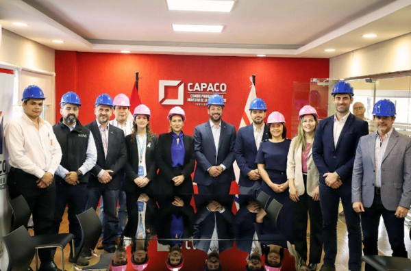 Centro de Estudios Económicos proporcionará datos relevantes a socios y proveedores - Portal Digital Cáritas Universidad Católica