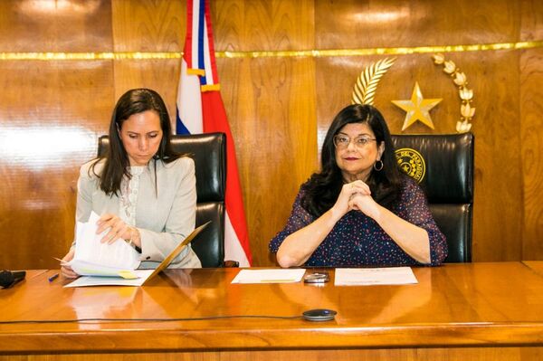 Se realizó el Seminario Internacional “Mujeres y Drogas”