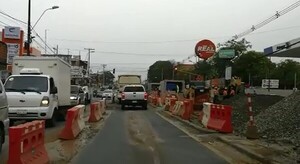 Estado debe pagar USD 2,6 millones en vez de USD 16 millones por fallido Metrobús