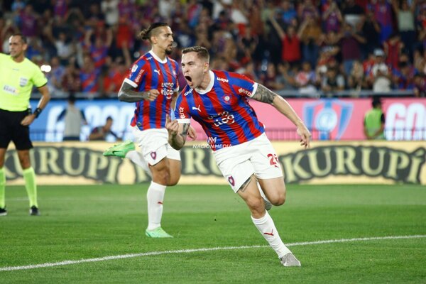 Versus / Robert Piris da Motta, el corazón de Cerro Porteño