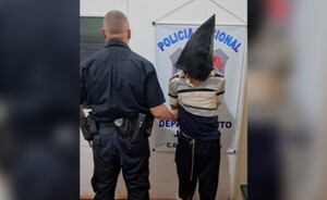 Golpeó a su hermana y amenazó a otros familiares
