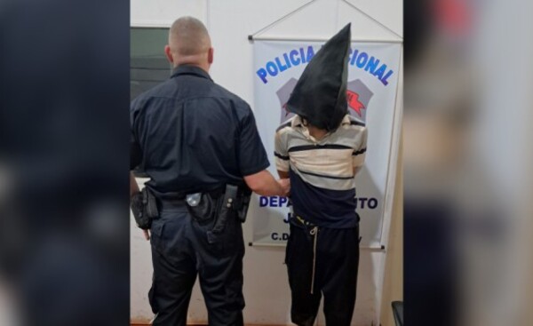 Golpeó a su hermana y amenazó a otros familiares