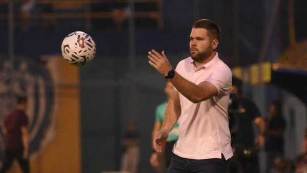 El inesperado nuevo equipo de Ariel Galeano