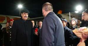 La Nación / Maduro aterrizó en Kazán para participar de la cumbre Brics y llevar “la verdad”