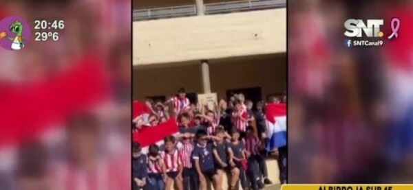 Merecidos reconocimientos a los campeones - SNT