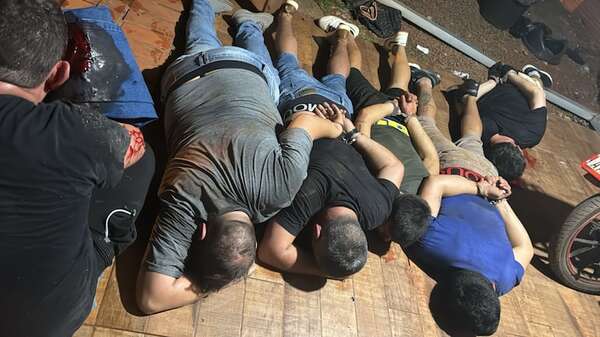 Asalto, balacera, un abatido y varios detenidos en Ciudad del Este - ABC en el Este - ABC Color
