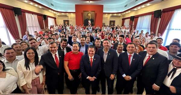 La Nación / Cartes renueva apoyo al gobierno de Peña