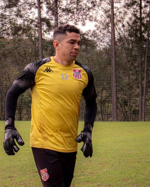 General Caballero JLM: Arévalos, baja “militar” - Fútbol - ABC Color