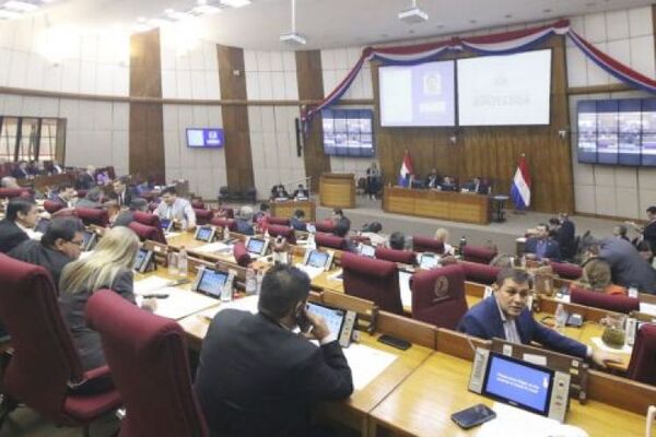 Diputados amplían presupuesto para gobernaciones