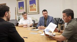 El gobierno impulsa la modernización de los procesos migratorios en Paraguay • PARAGUAY TV