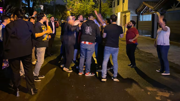 Estudiantes de Derecho exigen renuncia de decana