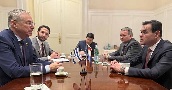 Canciller dialogó sobre temas de la agenda bilateral con embajador de Israel en Washington - .::Agencia IP::.