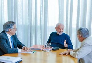 Lula afirma que 芦ha llegado el momento禄 de crear de un sistema de pagos alternativos