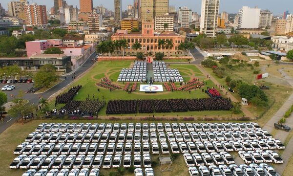 Gobierno y ITAIPU invierten en seguridad con nuevas patrulleras y equipos para la Policía Nacional