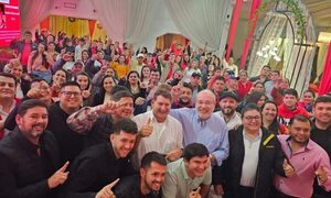 Justo Zacarías es proclamado líder del Partido Colorado en Alto Paraná