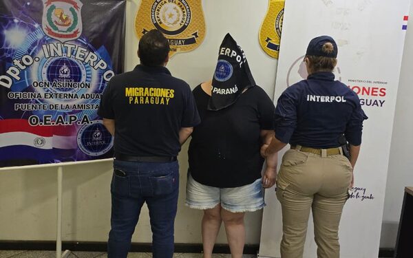Detienen a ciudadana brasileña con orden de captura internacional en el Puente de la Amistad