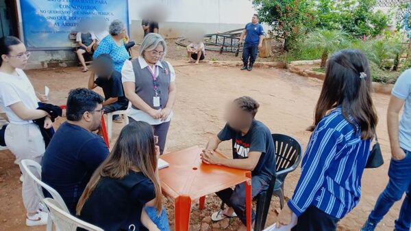 Estudiantes de Derecho UC visibilizan Nuevo Modelo de Gestión Penitenciaria en el penal de CDE