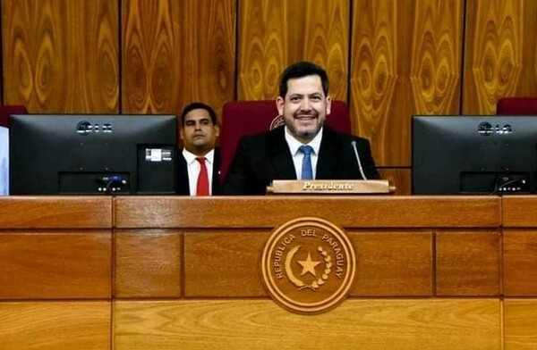 Legislativo remitió al Ejecutivo Ley de control a ONG - 1000 Noticias
