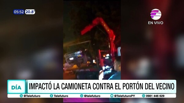 Perdió el control de su camioneta y chocó contra una casa en Capiatá