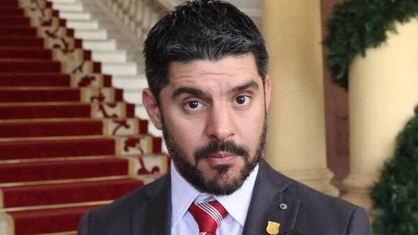 ¡Cháke! Nenecho amenaza con meter a Informconf a morosos: "No van a poder sacar ni chip"