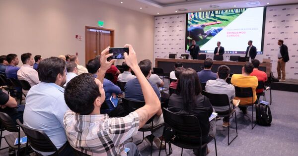 La capacitación constante, nuestra mejor estrategia | Asociación Paraguaya de Fútbol