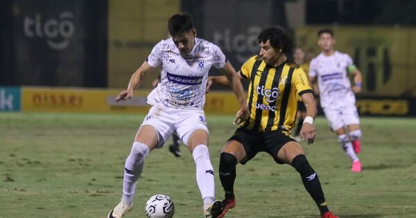 Tarde de fútbol en la Terraza del País | Asociación Paraguaya de Fútbol