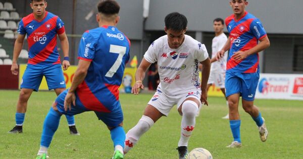 Cuatro victorias y un empate en la Reserva | Asociación Paraguaya de Fútbol