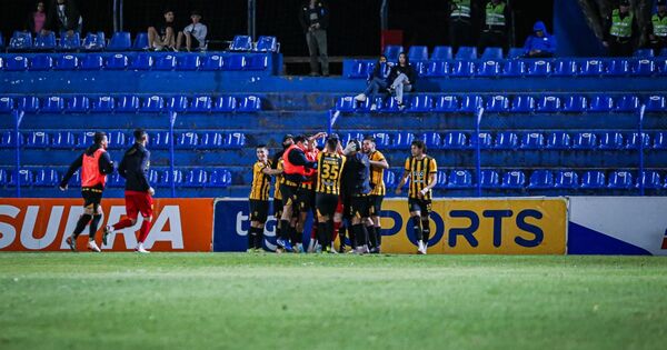 Guaraní sella pasaporte a cuartos de final | Asociación Paraguaya de Fútbol