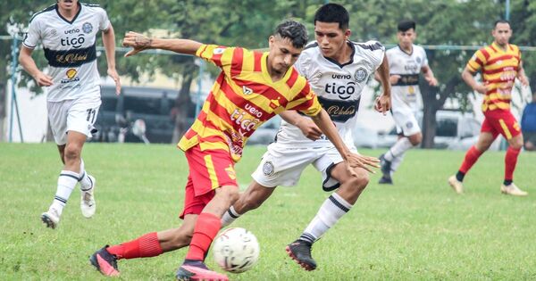 Mañana de triunfos en la Primera B | Asociación Paraguaya de Fútbol