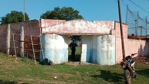 Buscan refaccionar canchita de la parroquia San Antonio