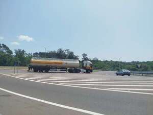 Nueva ruta de Caacupé sigue siendo escenario de accidentes de tránsito y vecinos reclaman paso peatonal - Nacionales - ABC Color