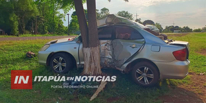 ACCIDENTE EN NATALIO DEJA DOS HERIDOS TRAS CHOQUE DE AUTOMÓVIL CONTRA UN ÁRBOL - Itapúa Noticias
