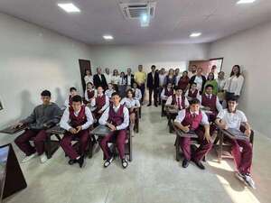 En Alto Paraguay continúan arreglos de aulas con proyección a ser modelos - Noticias del Chaco - ABC Color