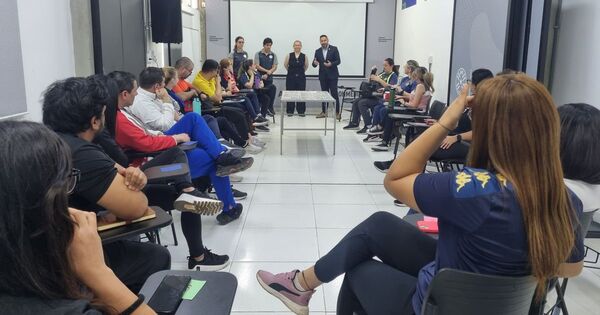 Ampliando Horizontes: Capacitaciones en Psicología Deportiva y Trabajo Social en el CARDIF | Asociación Paraguaya de Fútbol