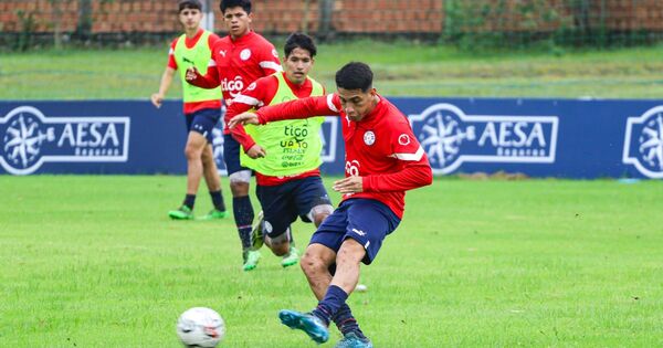 Intensificando en la estrategia para los amistosos | Asociación Paraguaya de Fútbol