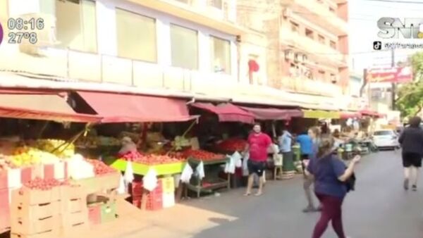 Municipio da marcha atrás y vendedores no serán desalojados - SNT