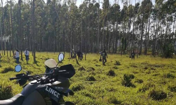 Raúl Arsenio Oviedo: Tras ser asaltados, caminaron 10 km entre montes, para pedir ayuda – Prensa 5