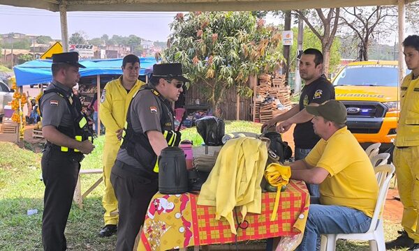 Patrulla Caminera interrumpe colecta de Bomberos Voluntarios K122