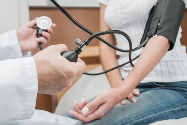 Hipertensión y diabetes avanzan en la población altoparanaense - La Clave