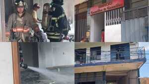 Principio de incendio en edificio céntrico de Encarnación