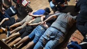 Asalto a transportadora termina con un muerto y 10 detenidos