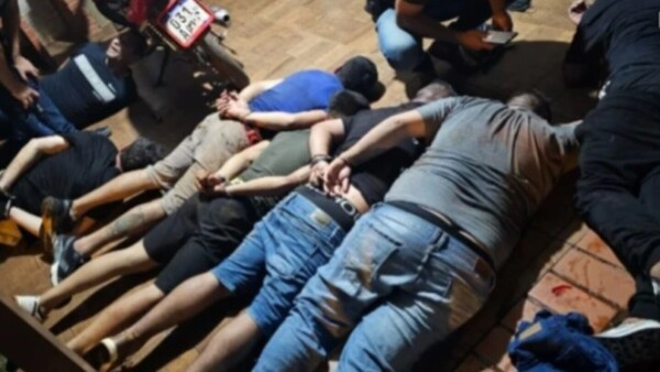 Asalto a transportadora termina con un muerto y 10 detenidos