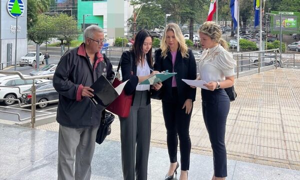 Investigan supuesta estafa a un banco de plaza
