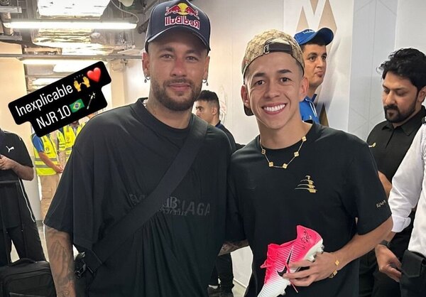 Versus / Sueño cumplido: Matías Segovia conoció a su ídolo Neymar