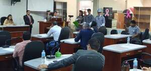 Estudiantes con doble turno de Hernandarias siguen sin almuerzo escolar - ABC en el Este - ABC Color