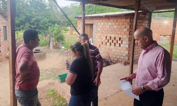 Detienen a docente por organizar riñas de gallos en Ciudad del Este