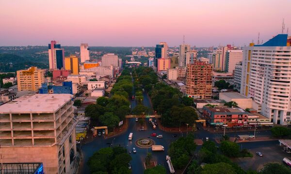 Comerciantes acusan a la Fiscalía de extorsión encubierta durante allanamientos