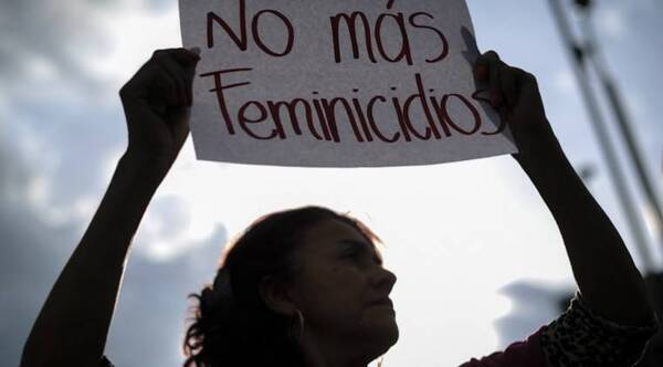 33 feminicidios, 82 mujeres y niños violentados por día: violencia en Paraguay