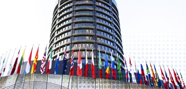 La Unión Europea retrasa un año reformas de Basilea III